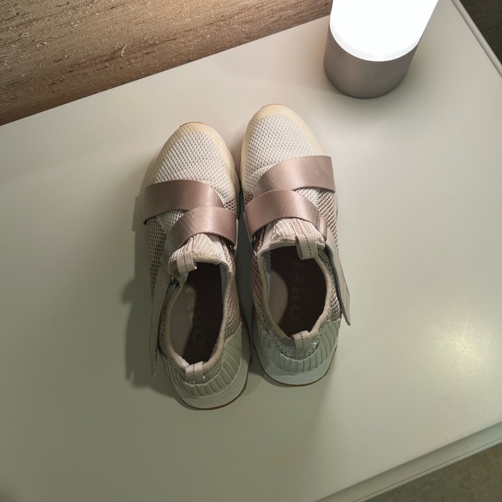 Sorel sneakers